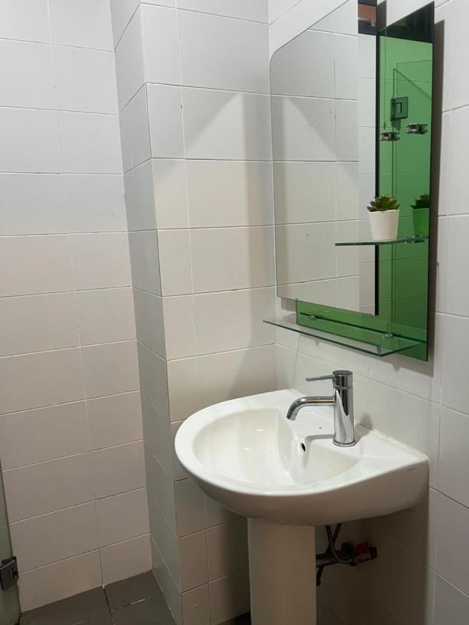 Homestay 20 Cozy Mount Austin Tebrau Near Jusco Toppen Johor Bahru
