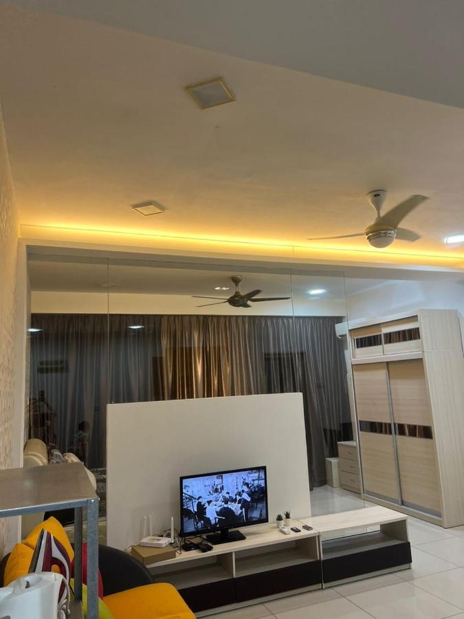 Homestay 20 Cozy Mount Austin Tebrau Near Jusco Toppen Johor Bahru